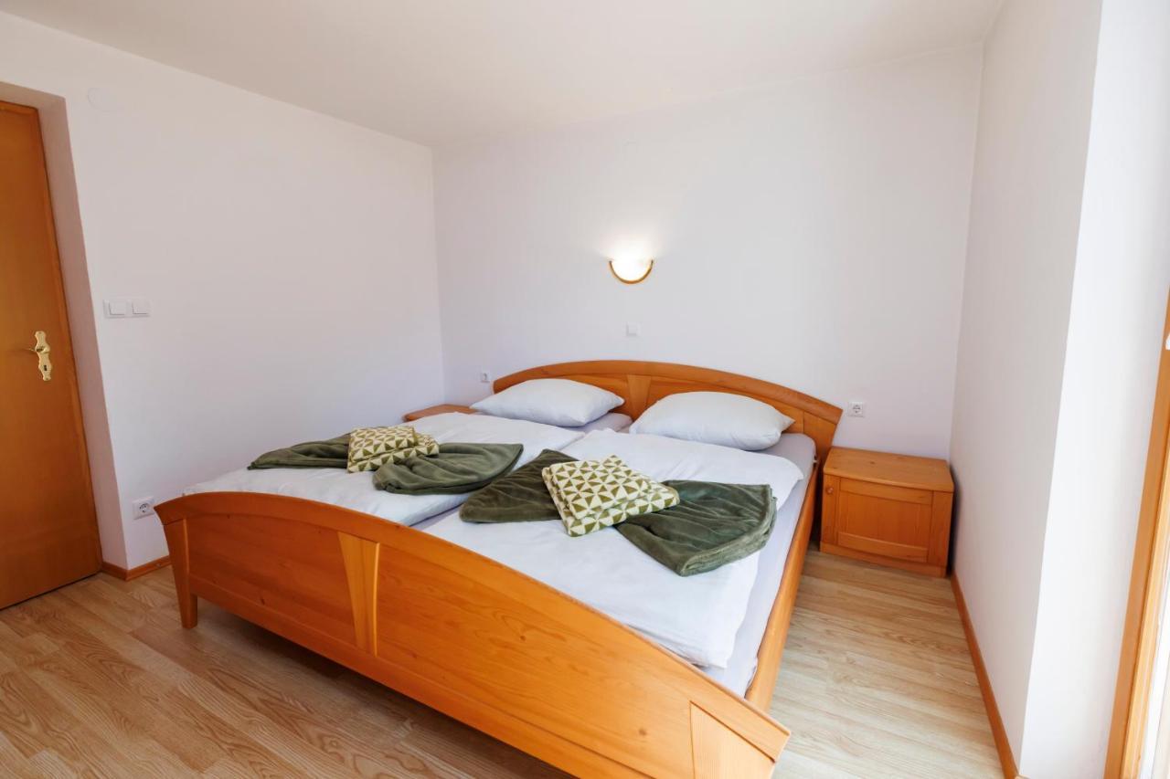 Апартаменты Apartmaji Pr' Brdarju Бохинь Экстерьер фото