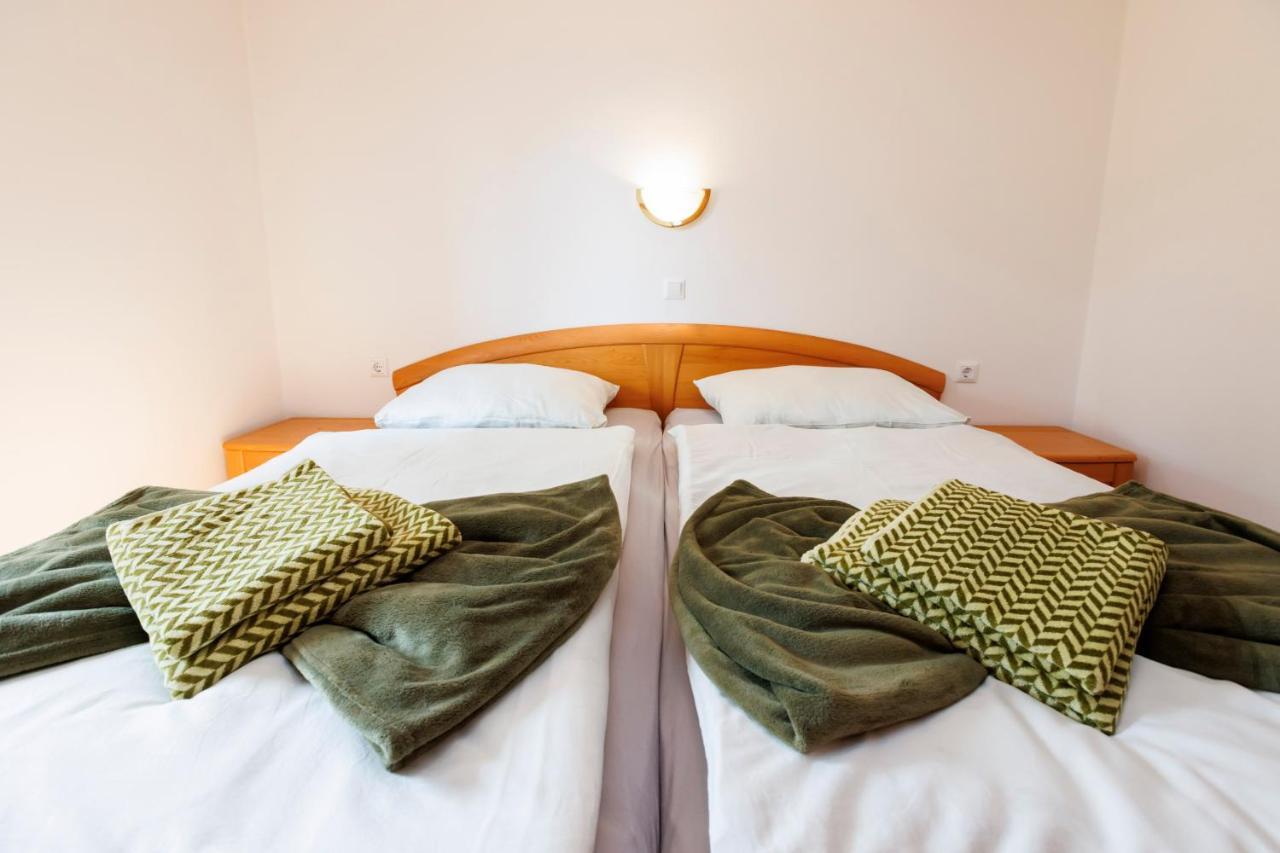 Апартаменты Apartmaji Pr' Brdarju Бохинь Экстерьер фото