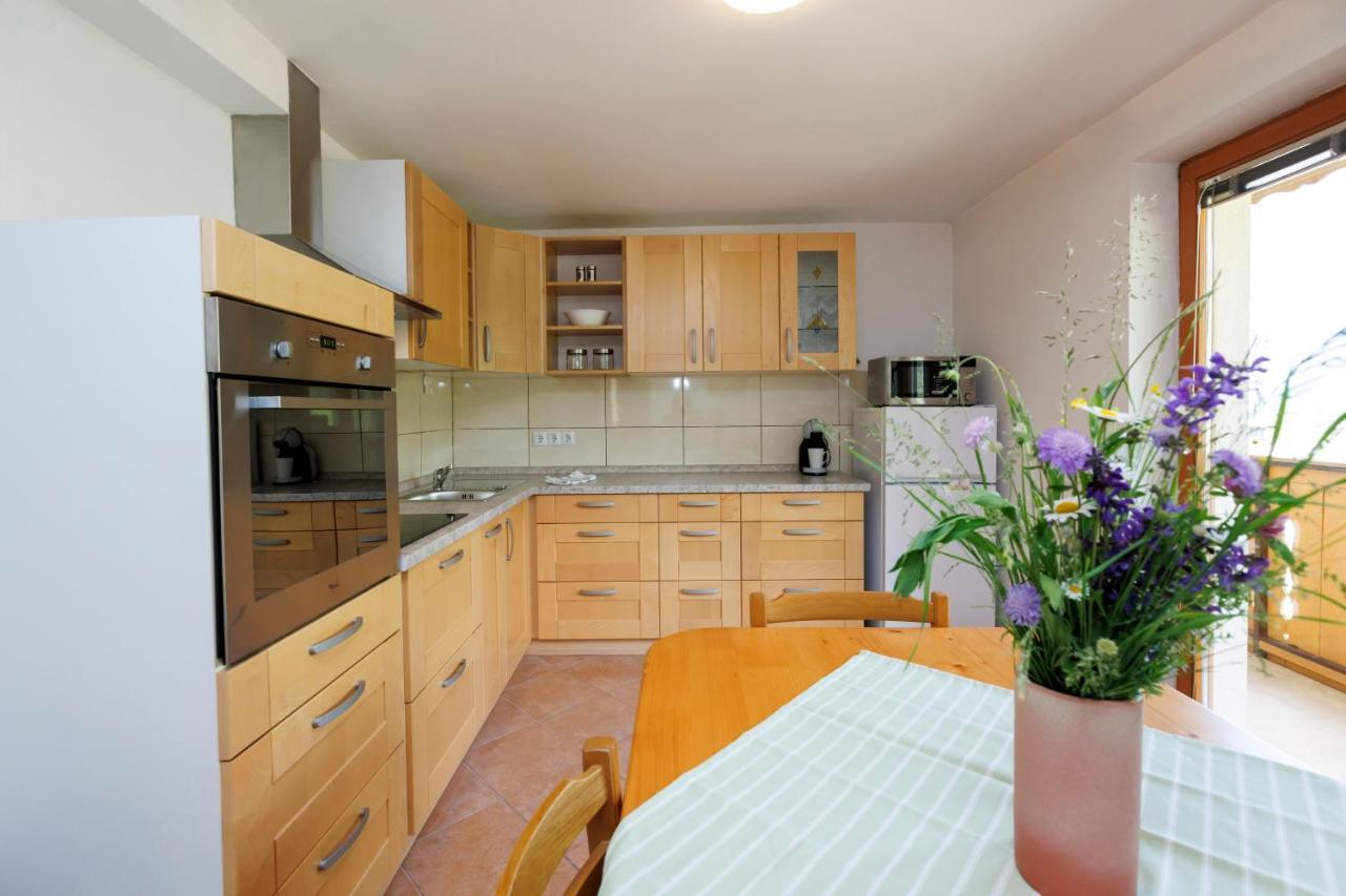 Апартаменты Apartmaji Pr' Brdarju Бохинь Экстерьер фото